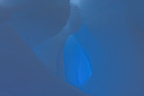 Foto van Looking inside an icebergBrown Bluff - Antarctica