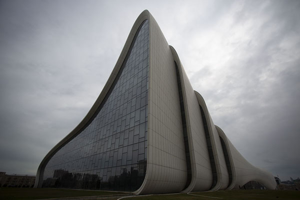 Picture of Heydar Aliyev Centre (Azerbaijan): Huge windows at the north side of Heydar Aliyev Centre