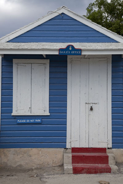 Picture of Dunmore Town (Bahamas): Blue and white house in Dunmore Town