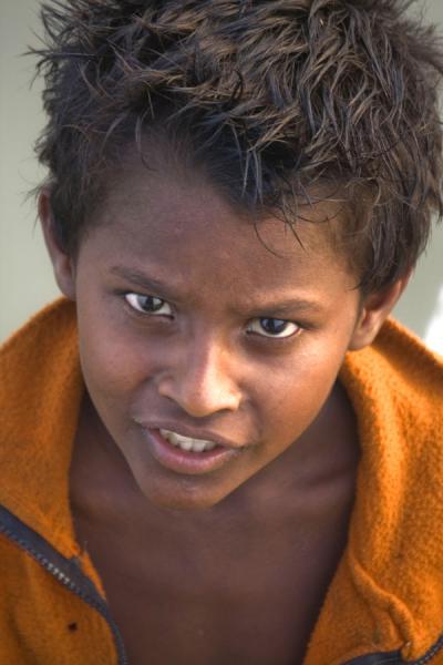 Picture of Bangladeshi people (Bangladesh): Young boy from Bangladesh with intense look