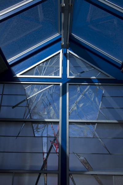 Marks on Ice, a glass work of art in several windows of the Olympic Oval | Óvalo Olímpico Calgary | Canada