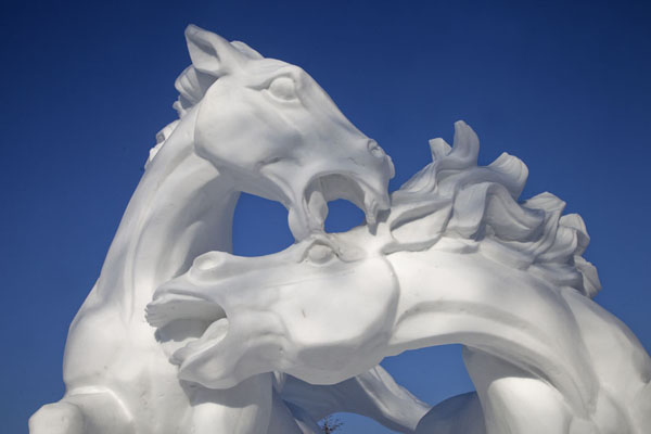 Picture of Snow Sculpture Art Expo (China): Close-up of horses carved out of snow