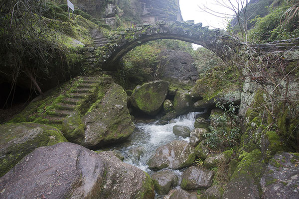 Picture of Wuyishan (China): Valley between Water Curtain Cave and Dahongpao with stone bridge