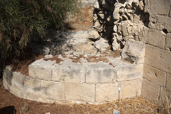 Remains of the first castle | Castillo de Kolossi | Chipre
