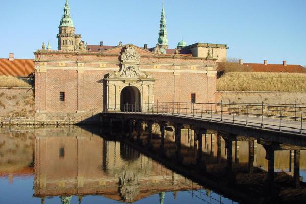 Picture of Kronborg Castle (Denmark): Bridge to Kronborg Castle, with mound