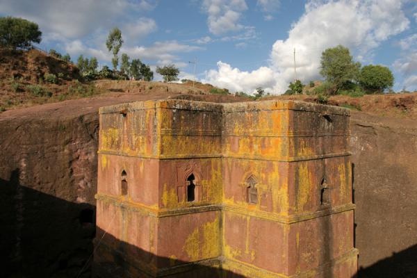 Picture of Bet Giyorgis Church (Ethiopia): St George church, or Bet Giyorgis: clearly hewn out of the surrounding rock