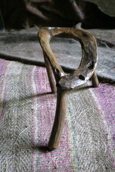 Picture of Wooden stool in Yemrehanna Kristos