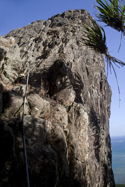Foto di Last section of the rock is a 70 degrees climb - Stati Federati di Micronesia - Oceania