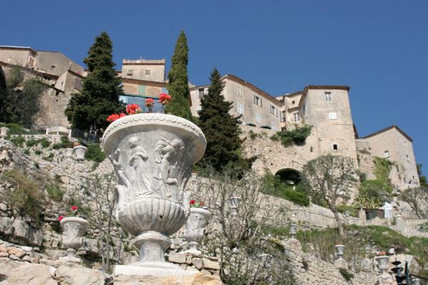 Picture of Eze (France): Eze: walls of the village seen from below