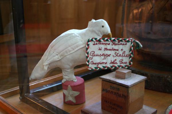 Picture of Stalin Museum: present given to Joseph Stalin by Italian women