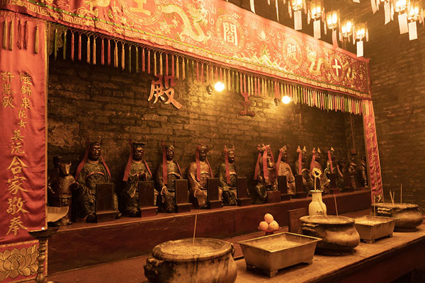 Seated deities at the entrance of Man Mo Temple | Man Mo Temple | Hong Kong