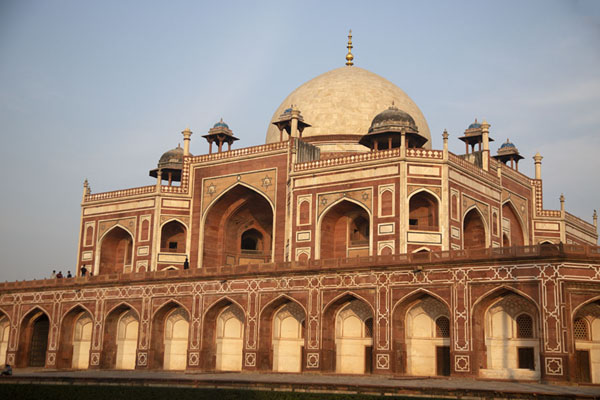 Picture of Humayun Tomb (India): The tomb of Humayun basking in the afternoon light