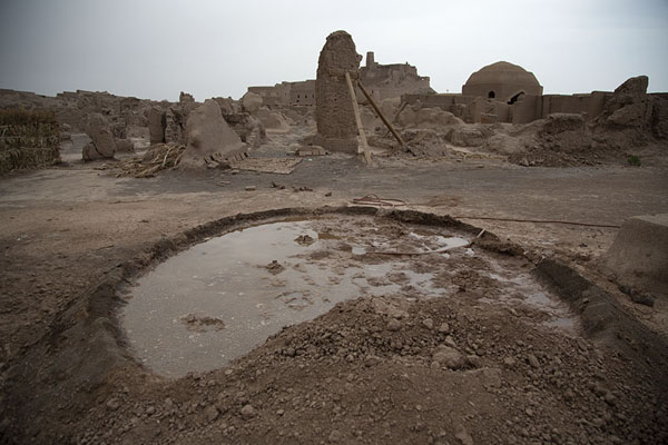 Reconstructions are still underway at the citadel of Bam | Bam citadel | Irán