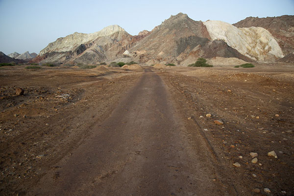 Foto van Early morning view of the barren landscape of Hormuz islandHormuz - Iran