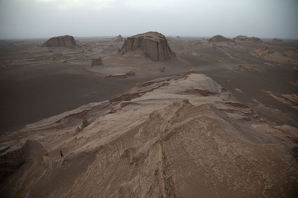 Photo de View from a kalut over Lut DesertLut - Iran