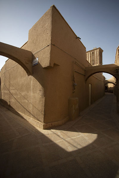 Corner of streets in Yazd | Cité historique de Yazd | Iran