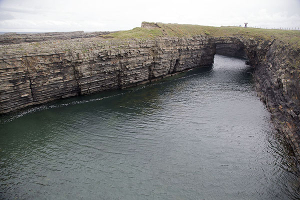 Picture of Loop Head Peninsula (Ireland): The natural bridge of Ross at the north side of Loop Head peninsula