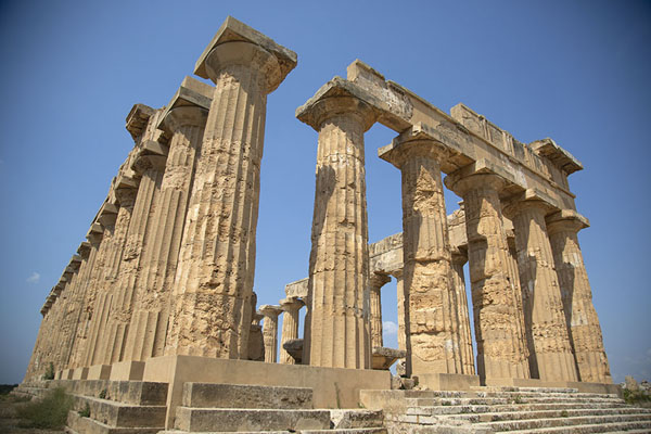 Picture of Selinunte (Italy): Temple of Hera, the best restored temple of Selinunte