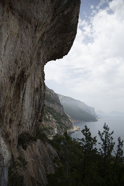 View of the east coast of Sardinia from the Selvaggio Blu trail | Selvaggio Blu | Italia