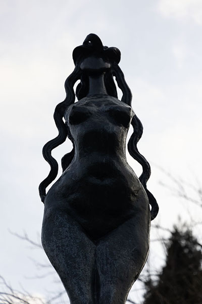 Foto di Dedicated to the Aegean Sea, sculpture near the Forest StudioHakone - Giappone