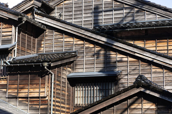 The wooden walls of a traditional house in the Nagamachi district | Nagamachi district | Japon