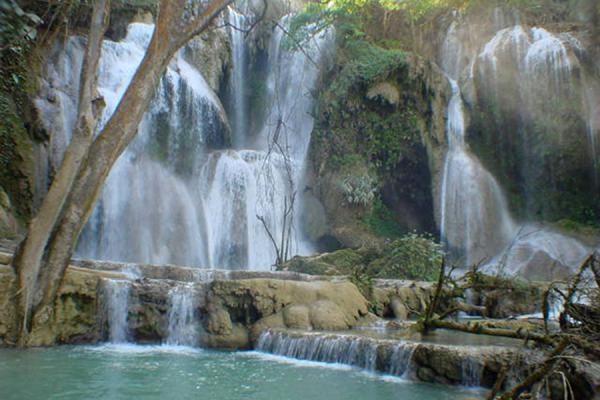 Idyllic place | Kuang Si Falls | Laos