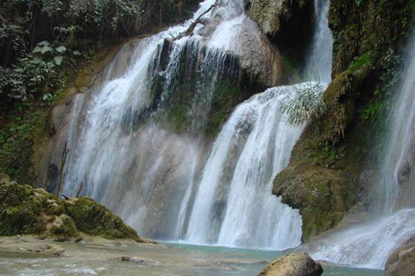 Picture of Huge showerKuangsi Falls - Laos