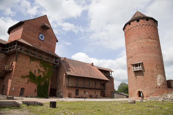 Picture of Turaida Castle (Latvia): View of Turaida Castle from the courtyard
