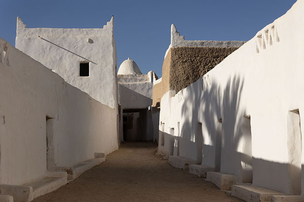 Photo de One of the many streets in GhadamesGhadames - Libye