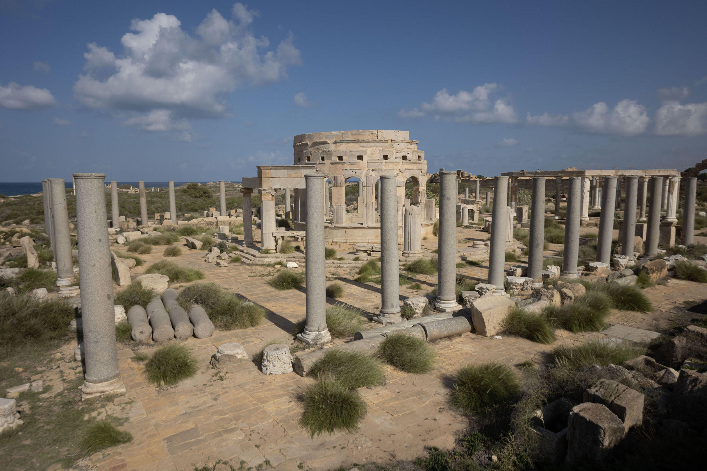 Overlooking the market of Leptis Magna | Leptis Magna | Libye
