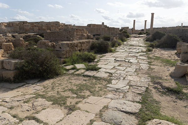 One of the paved roads in Sabratha | Sabratha | Libië