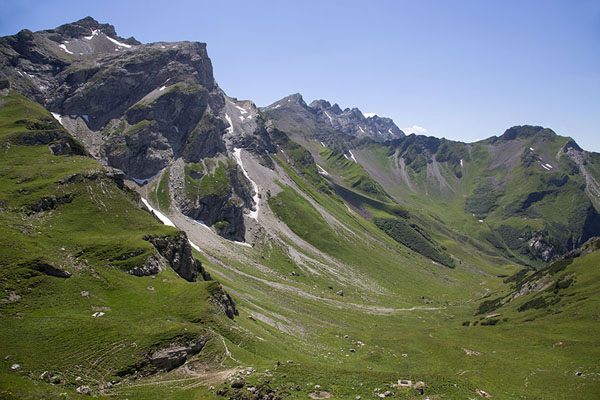 The mountain range of highest peaks of Liechtenstein with Naafkopf on the left | Naafkopf | Liechtenstein