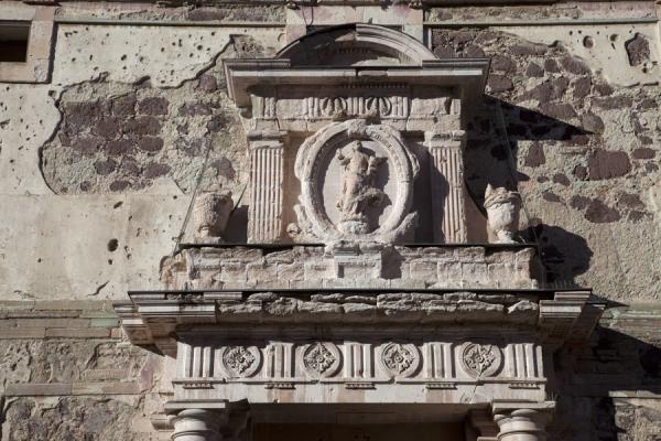 Picture of Historic town of Guanajuato (Mexico): Decorated detail over the entrance to the Alhóndiga de Granaditas