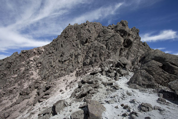 Picture of Nevado de Toluca (Mexico): Rocky stretch on the rim of the crater of Nevado de Toluca