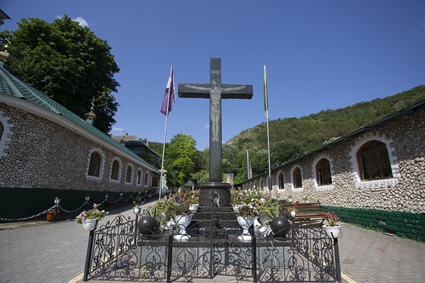 Big cross at the entrance of Saharna Monastery | Saharna monastery | Moldova