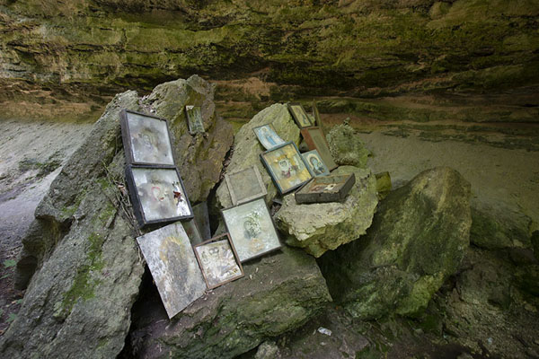 Picture of Small shrine near the tiny waterfall at the end of a valleySaharna - Moldova
