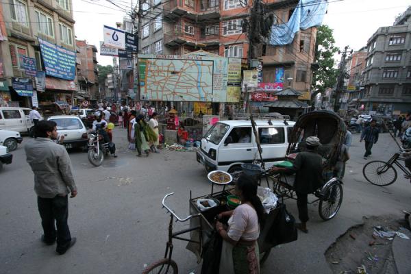 Chhetrapati Chowk: friendly square in Kathmandu | Calles de Kathmandú | Nepal