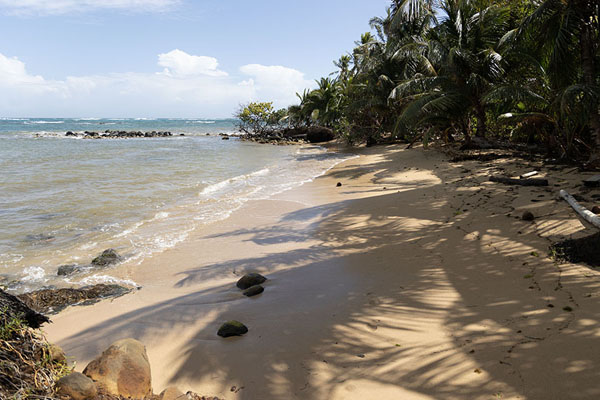 Foto di One of the small beaches on the northern side of Little Corn island - Nicaragua - America