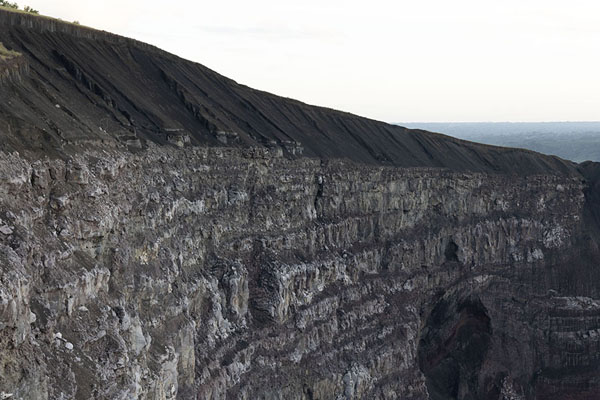 Picture of Masaya Volcano (Nicaragua): The steep wall of the crater of Masaya Volcano