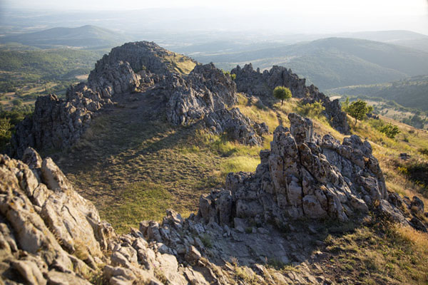 Photo de View from the top of Tatićev mountain towards the platforms below - Macédoine du Nord - Europe