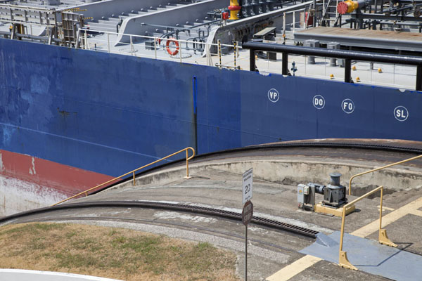 Picture of Miraflores Locks (Panama): Ship proceeding to one of the locks, waiting to be lifted