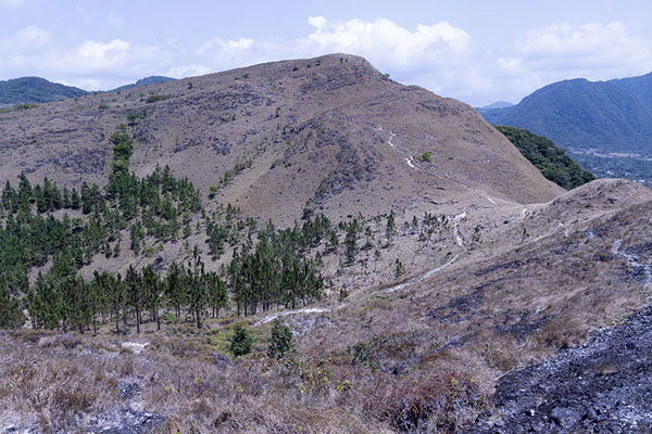 Picture of Caldera landscape of the India Dormida trail west of Valle de Antón