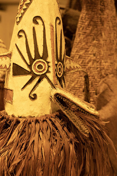 One of the masks on display in the national museum | National Museum | Papoea Nieuw Guinea
