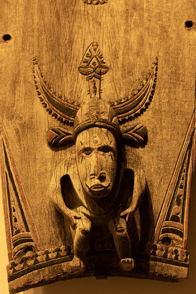 Detail of a sculpted wooden object in the museum | National Museum | Papua Nuova Guinea