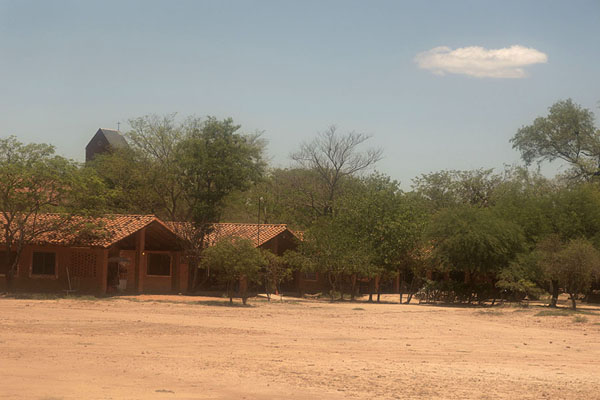 Photo de Part of the military base in Mariscal EstigarribiaMariscal Estigarribia - le Paraguay