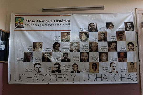 Photo de Photos and names of fighters for freedom in the Museo de las Memorias - le Paraguay - Amérique