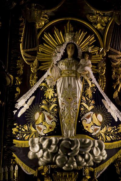Detail of one of the adorned statues of the San Francisco church | San Francisco Monastery | Peru
