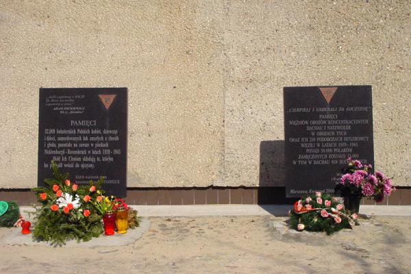 Foto de Memorial for fallen at Pawiak prison, Warsaw - Polonia - Europa