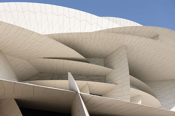Foto van Close-up of the desert rose architecture of the National MuseumDoha - Qatar