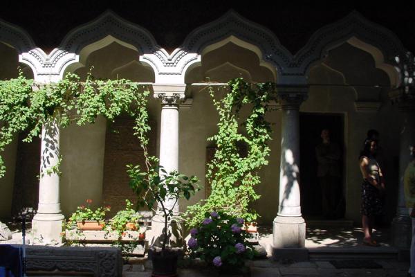 Picture of Courtyard of Stavropoleos church, Bucharest